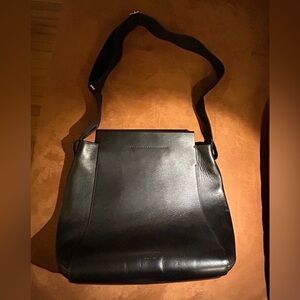 Everlane black leather satchel